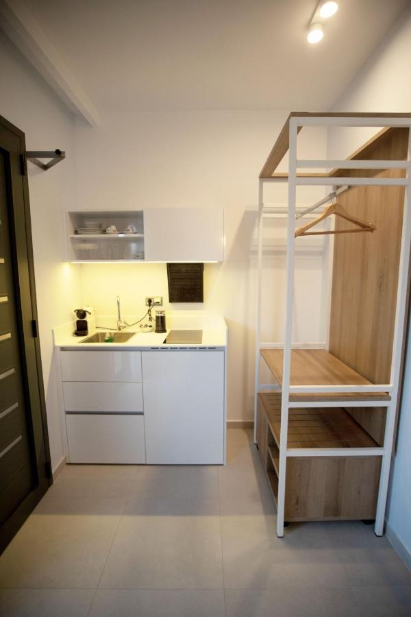 8 Boutique Suites Nea Poteidaia Bagian luar foto