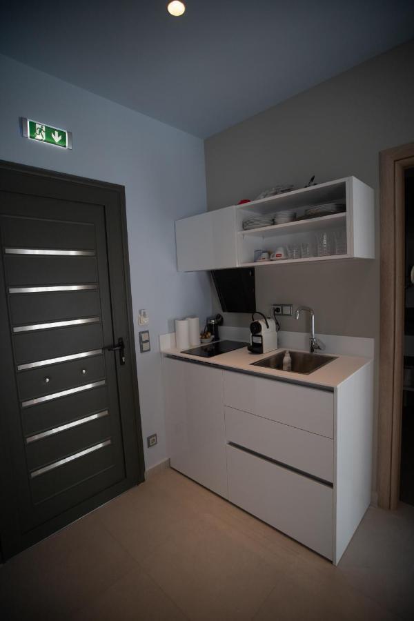 8 Boutique Suites Nea Poteidaia Bagian luar foto