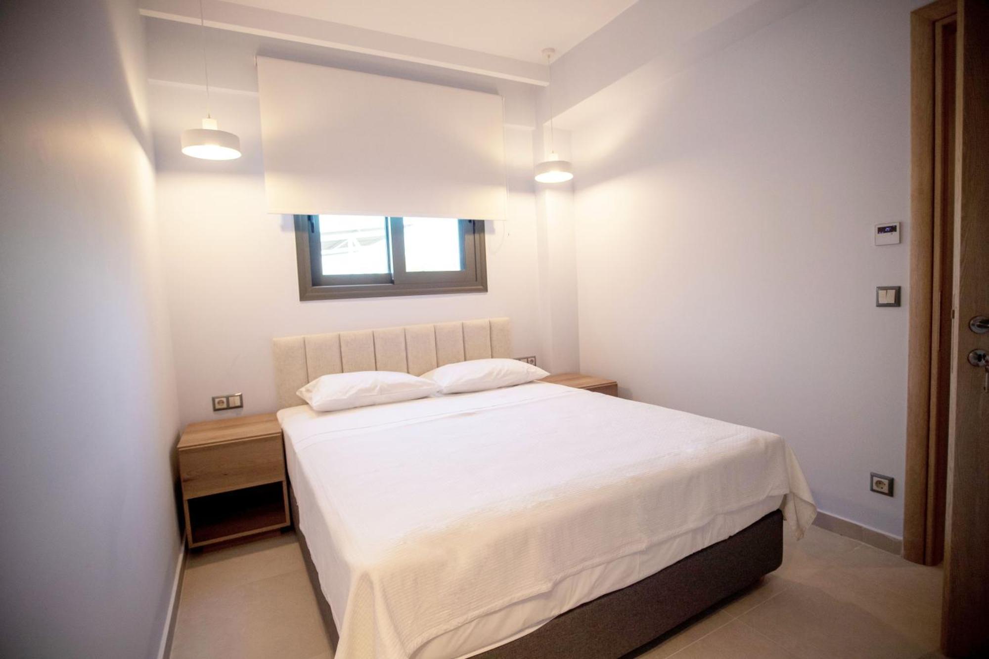 8 Boutique Suites Nea Poteidaia Ruang foto
