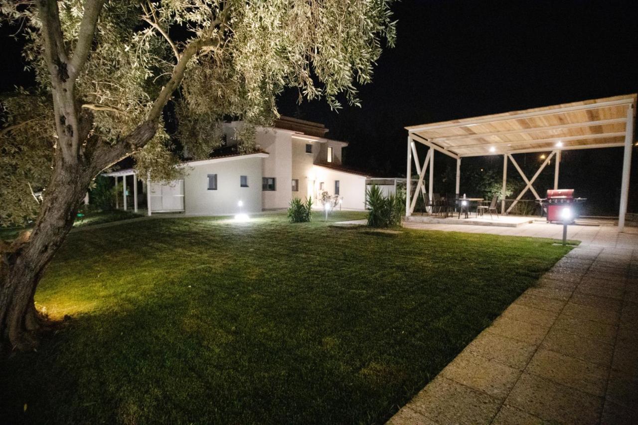 8 Boutique Suites Nea Poteidaia Bagian luar foto